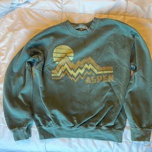 Forever 21 Aspen Colorado Crewneck size medium